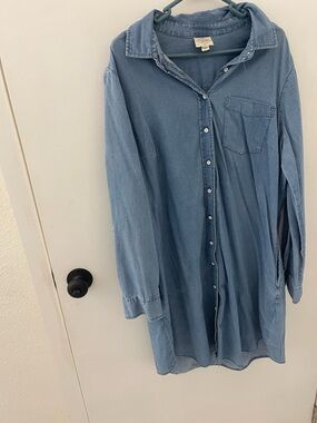 Light Blue Denim Button-Up Shirt Dress